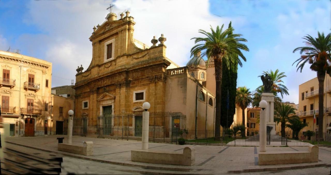 אלקאמו Piazza Repubblica Appartament מראה חיצוני תמונה